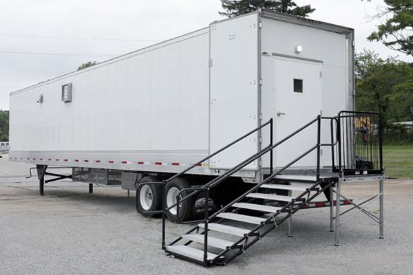 53' Mobile Dishwashing Trailer